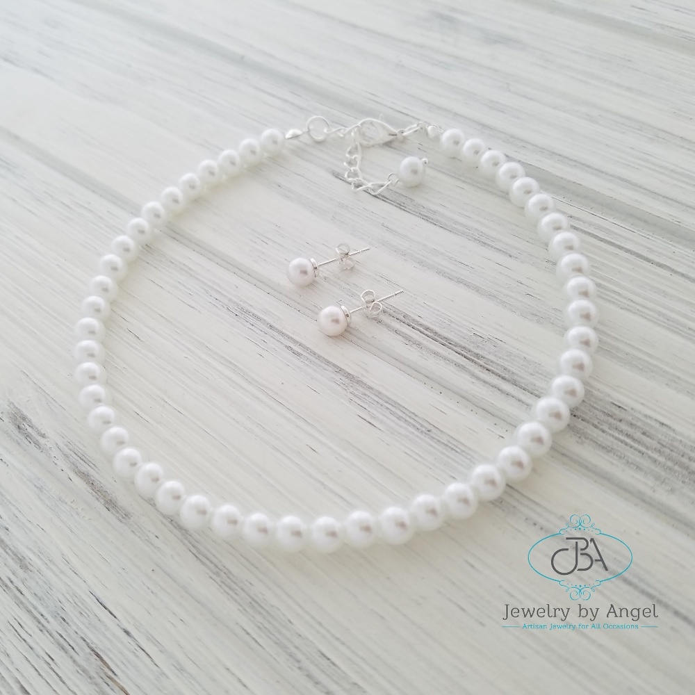 Little Girl Pearl Necklace Earring Set